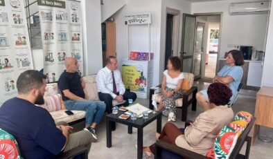 Ataoğlu'ndan Evrensel Hasta Hakları Derneği'ne ziyaret