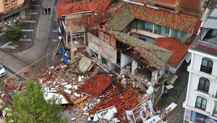 Balıkesir'de 330 artçı sarsıntı kaydedildi