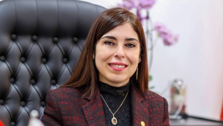 Altuğra ”3 seçimdir halktan güven oyu alamıyoruz. Hemen şimdi olağanüstü kurultay”