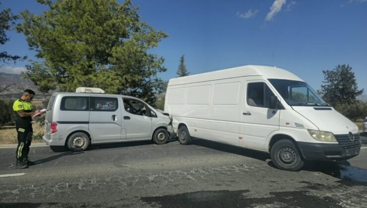 Ercan-İskele ana yolunda kaza… 3 yaralı!