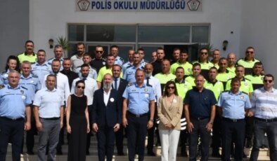 Güliz Kaner'den polise uyuşturucu ve alkolmetre test cihazı bağışı…