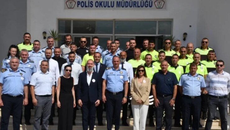 Güliz Kaner'den polise uyuşturucu ve alkolmetre test cihazı bağışı…
