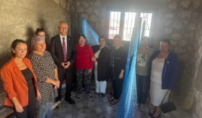 Hasipoğlu, Tepebaşı’nda kursları ziyaret etti