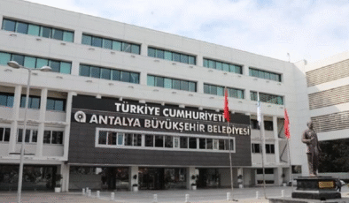 Antalya Büyükşehir Belediyesi’ne yeni dalga operasyon: 6 gözaltı!