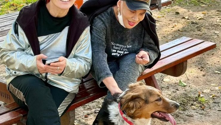 Saçlarını kazıtan Minik Serçe Sezen Aksu’nun son halini yakın arkadaşı  Emel Müftüpğlu paylaştı