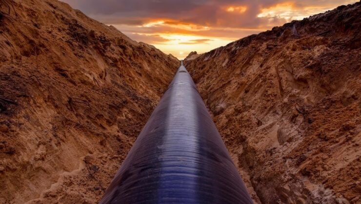 Komşu bu keşifle para basacak: Yerin altında dünyaya yetecek servet bulundu