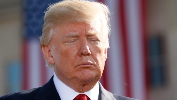 Ne yapsa, kurtaramıyor: Çin, Trump'ın kuyruğuna bastı