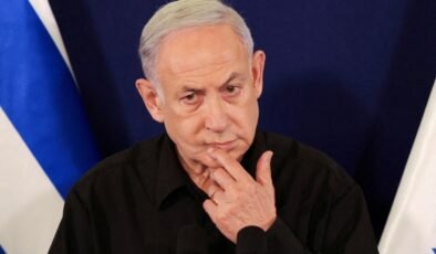 Solunum yolu enfeksiyonu geçiren Netanyahu kendini eve kapattı,  tüm programları iptal etti