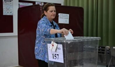 Oy verme işlemi tamamlandı, sandıklar kapandı!