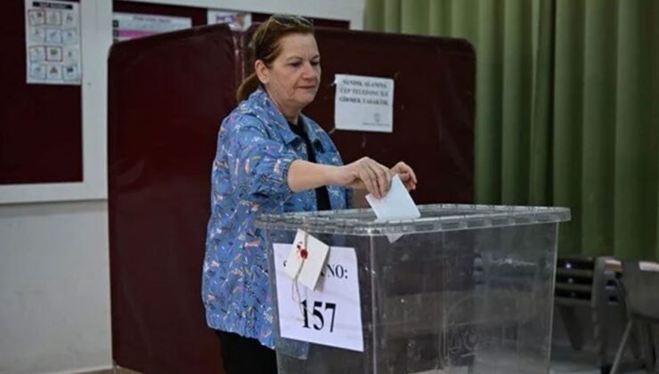 Oy verme işlemi tamamlandı, sandıklar kapandı!