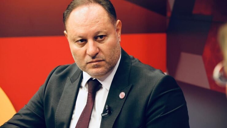 Öztürkler: Hristodulidis muhatabının biz olduğunu anlayacak