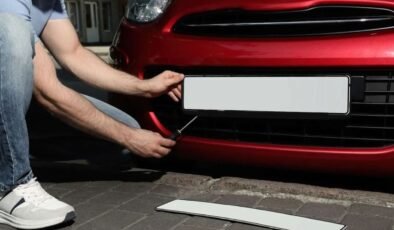 Plakalara bayrak zorunluluğu getirildi! 1 Ocak'ta yürürlüğe girecek