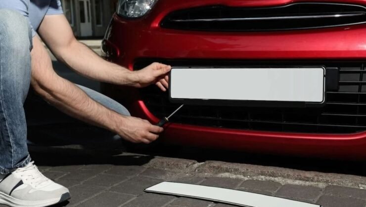 Plakalara bayrak zorunluluğu getirildi! 1 Ocak'ta yürürlüğe girecek