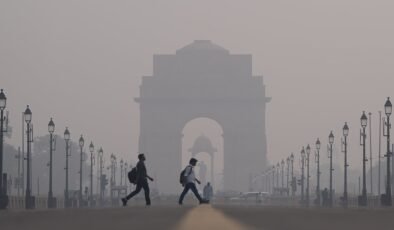 Şehirde nefes almak imkansız hale geldi: Yapay yağmurla çözüm aranıyor