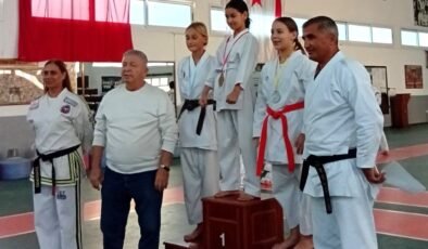 Taekwondocular “Cumhuriyet” için yarıştı