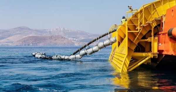Taraflarla görüştü