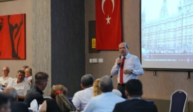 Tatar, iş insanlarıyla bir araya geldi: Kardeş pazarlar ağı kurulacak