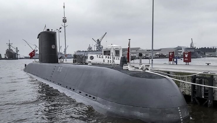 Türk Deniz Kuvvetlerine bağlı gemiler Gazimağusa ve Girne limanlarında halkın ziyaretine açıldı