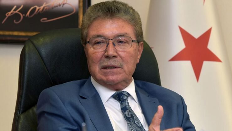 Üstel, Azerbaycan’ın 18 Ekim Bağımsızlık Günü’nü kutladı