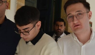 Uyuşturucu ithalinden yargılanan iki sanığa 2 yıl 6 ay hapis