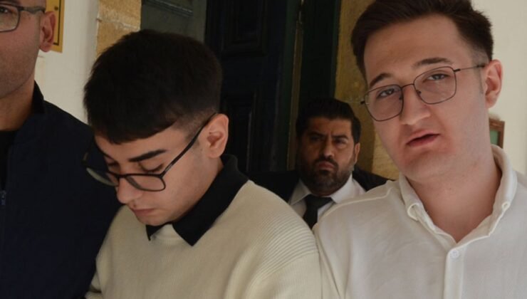 Uyuşturucu ithalinden yargılanan iki sanığa 2 yıl 6 ay hapis