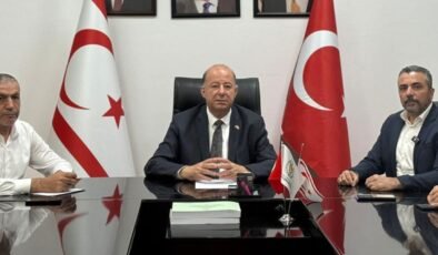 Dinçyürek: Sağlık çalışanları yalnız değildir