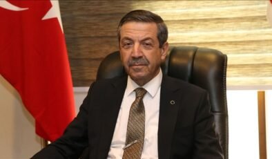 Ertuğruloğlu: Ön koşul arkasına saklananlar Türk tarafına ön koşul koyamaz