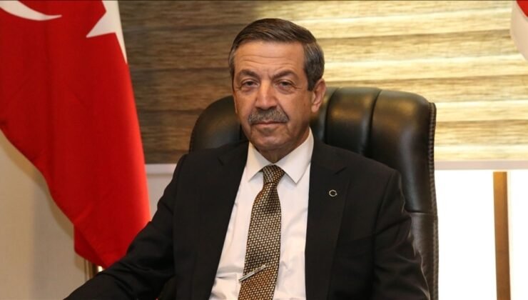 Ertuğruloğlu: Ön koşul arkasına saklananlar Türk tarafına ön koşul koyamaz