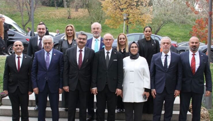 Hasipoğlu, Türkiye–KKTC Parlamentolar Arası Dostluk Grubu ve milletvekilleriyle bir araya geldi