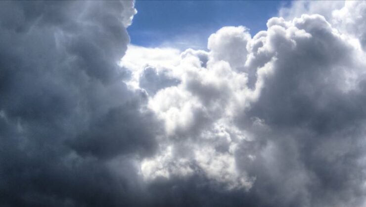 Hava bulutlu, yağmur beklenmiyor