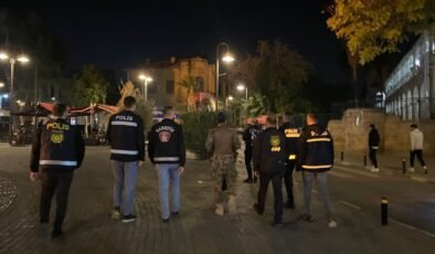 İkamet izinsiz 53 kişi tutuklandı!