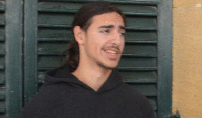 Park kavgasında, Phillip Ada Sertel, Y.D’nin burnunu kırdı