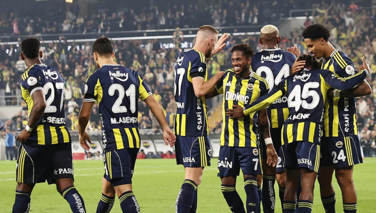 Domenico Tedesco’dan son derece sürpriz tercih! İşte Çaykur Rizespor ve Fenerbahçe’nin muhtemel ilk 11’leri