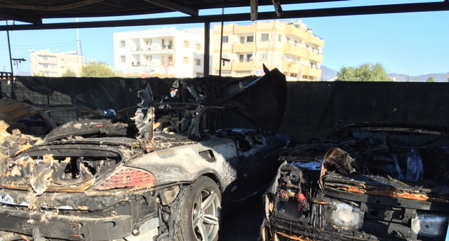 Girne’de bir Oto Galeri kundaklama olayı daha