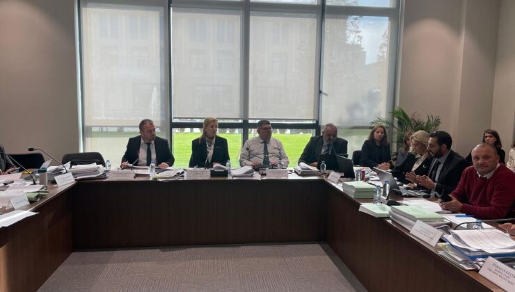 Komitedeki bütçe görüşmelerinde son gün… Maliye Bakanlığı bütçesi görüşülüyor…