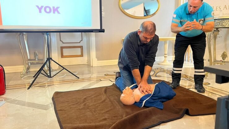 Les Ambassadeurs Hotel'de İlk yardım ve Yangın Farkındalık Eğitimi Uygulamalı Gerçekleştirildi