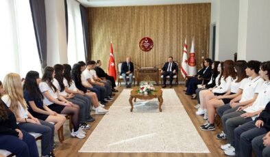 Öztürkler, TED Koleji öğrencilerini kabul etti