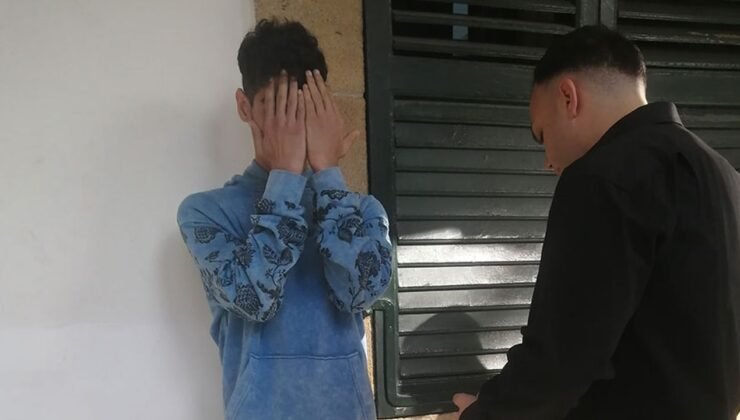 Park halindeki araçta uyuşturucu ile yakalandı!