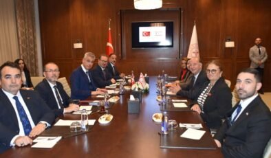 Sağlık Bakanı Dinçyürek, Ankara’da Memişoğlu ile görüştü