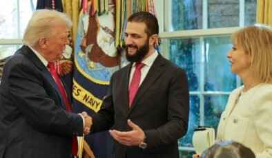 Trump'tan Şara'ya kameralar önünde tuhaf soru: 'Kaç eşin var?'