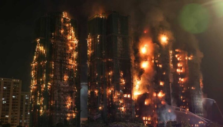 159 kişi öldü, sayı artıyor: Kül olan evlerine ilk kez girdiler