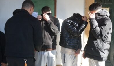 30 gramla yakalanan zanlılara ek tutukluluk