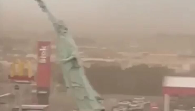 40 metrelik Özgürlük Heykeli, rüzgara dayanamadı