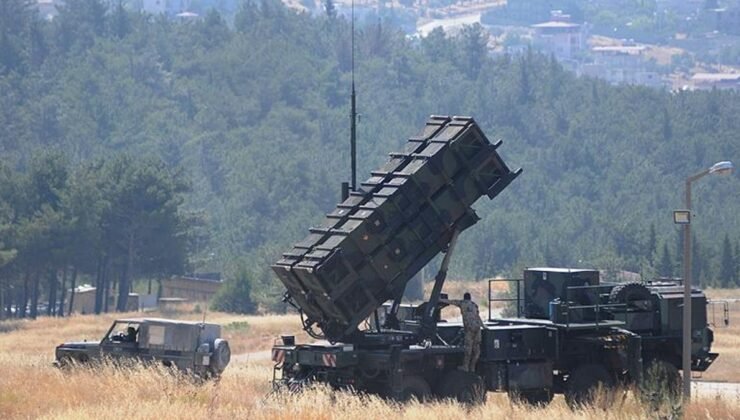 Avrupa semalarında kritik anlar! Almanya Rus jetlerinin Polonya'ya girişini durdurdu