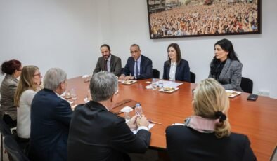 CTP Genel Başkanı İncirli, Hahn ile görüştü