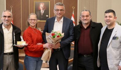 Cumhurbaşkanı Erhürman, Güney Kıbrıs’ta Çalışanlar Derneği'ni kabul etti