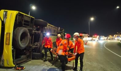 Endonezya'da korkunç kaza: En az 16 ölü