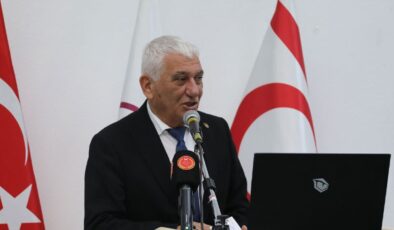 Güzelyurt Belediye Başkanı Özçınar, su sorunları konferansına katıldı