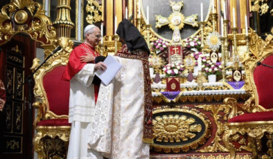 Tartışmaya Ermeni patriği de girdi: Ekümenikliğe göz kırptı