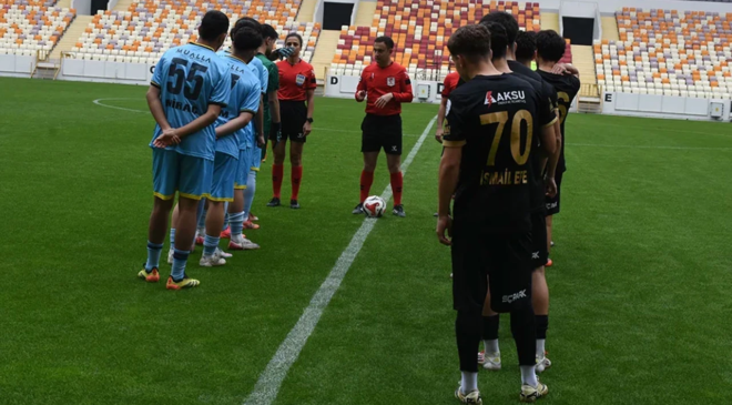 Türk futbolu bunu da gördü! 11 yerine 7 oyuncuyla maça çıktılar